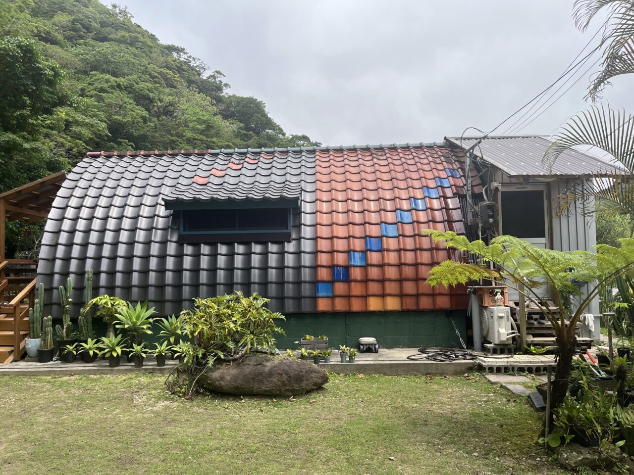 名護市『リレリの家』フラッと寄り道、山奥カフェでコーヒーブレイク!